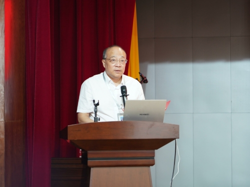 “医路攀登、逐光前行” 湖南医药学院第一附属医院（第一临床学院） 举行20级临床医学实习生毕业典礼